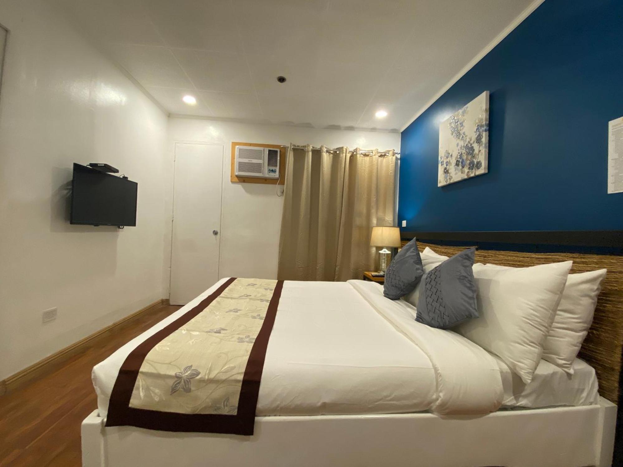 The New View By Ecotel Iloilo City Bagian luar foto