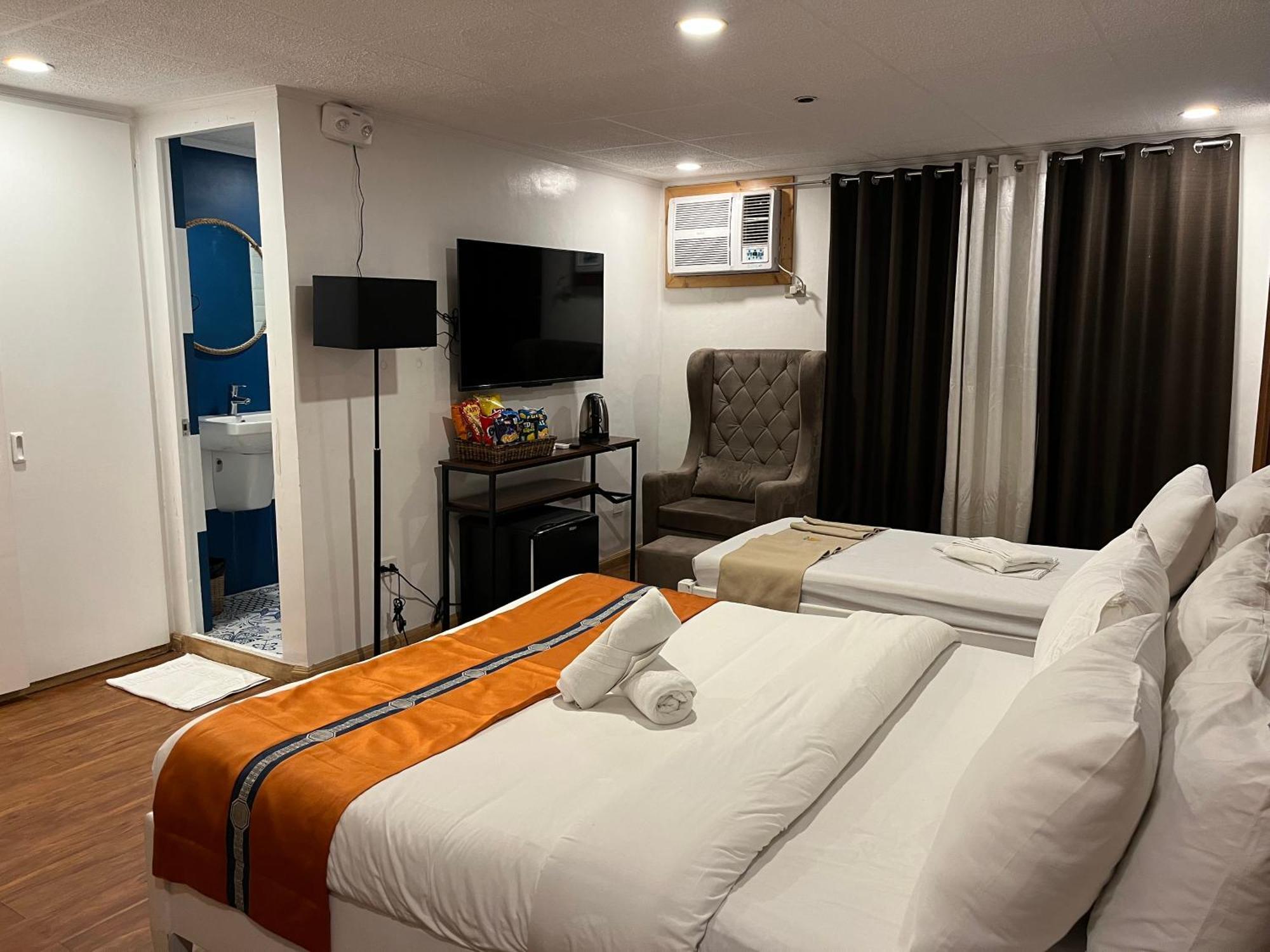 The New View By Ecotel Iloilo City Bagian luar foto